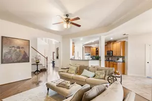 18 Petal Park Pl, The Woodlands, TX 77382 - Photo 11