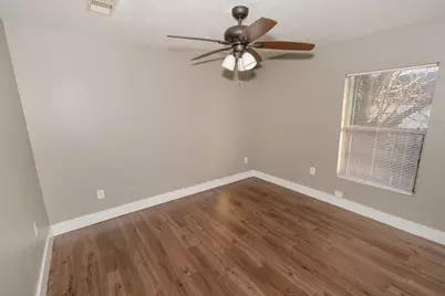 4826 Bristol Street, Houston, TX 77009 - Photo 15