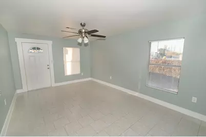 4826 Bristol Street, Houston, TX 77009 - Photo 17