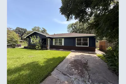 607 Pearl St Street, Baytown, TX 77520 - Photo 3