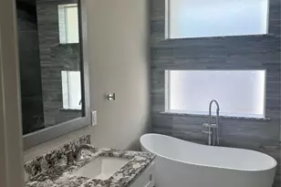 2331 Paul Quinn St, Houston, TX 77091 - Photo 11
