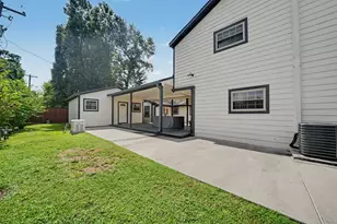 922 Peach Spring Dr, Houston, TX 77088 - Photo 23