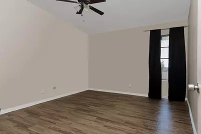 9550 Deering Drive #410, Houston, TX 77036 - Photo 11