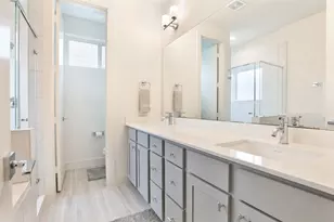 4815 Martin Oaks Ln, Houston, TX 77018 - Photo 17