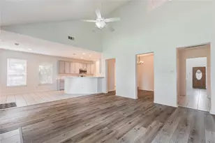 19003 Village Maple Ct, Houston, TX 77084 - Photo 5