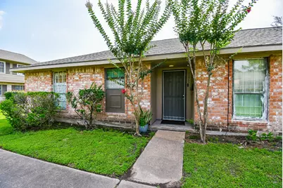 12469 Sharpview Drive #2469, Houston, TX 77072 - Photo 3