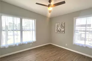 3914 Lincoln St, Corpus Christi, TX 78415 - Photo 11