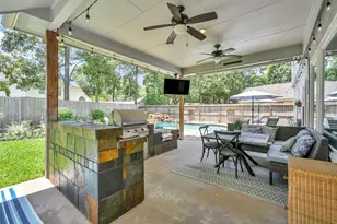 1918 Scenic Park Dr, Spring, TX 77386 - Photo 39