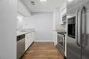 8100 Cambridge St, Houston, TX 77054 - Photo 5