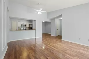 8100 Cambridge St, Houston, TX 77054 - Photo 15