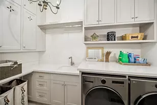 2031 Sheridan St, Houston, TX 77030 - Photo 27