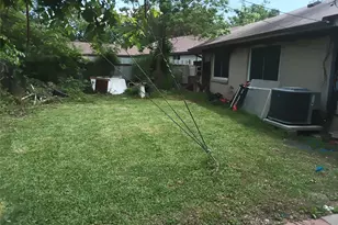 17211 Woodburn Dr Dr, Houston, TX 77049 - Photo 7