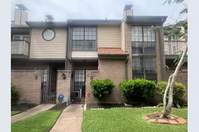 736 Country Place Drive #E, Houston, TX 77079 - Photo 1