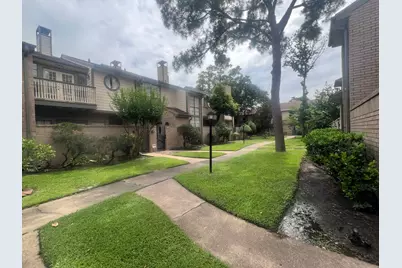 736 Country Place Drive #E, Houston, TX 77079 - Photo 1