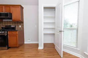 1205 Burleson St, Brenham, TX 77833 - Photo 9