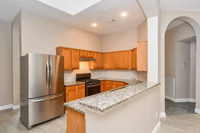 14935 Chestnut Falls Drive, Cypress, TX 77433 - Photo 9