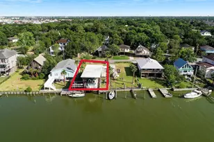 2130 Cove Park Dr, Kemah, TX 77565 - Photo 1