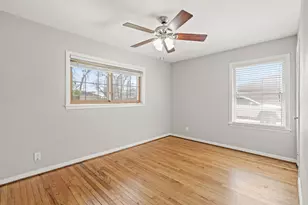 1411 Conrad Sauer Dr, Houston, TX 77043 - Photo 15