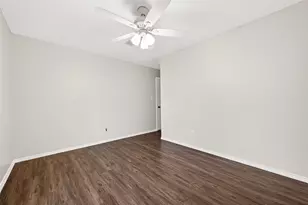 11202 Fleur Dr, Houston, TX 77065 - Photo 33