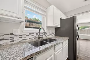 11202 Fleur Dr, Houston, TX 77065 - Photo 23