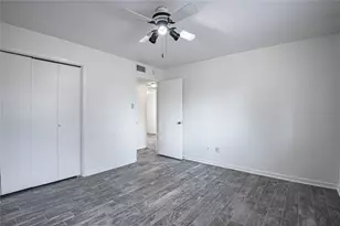 4 Barre Ln, Huntsville, TX 77320 - Photo 13