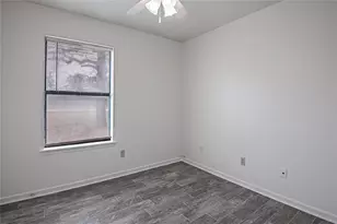 4 Barre Ln, Huntsville, TX 77320 - Photo 17