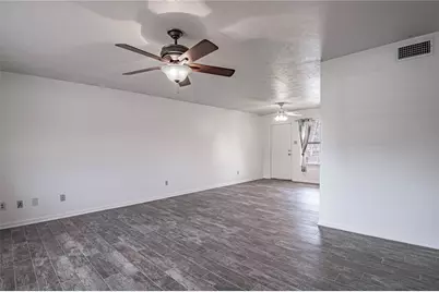 4 Barre Lane, Huntsville, TX 77320 - Photo 3