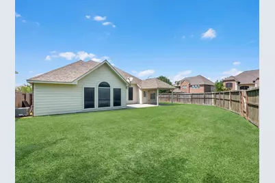 5122 Dripping Spring Avenue, Baytown, TX 77523 - Photo 5