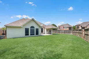 5122 Dripping Spring Ave, Baytown, TX 77523 - Photo 5