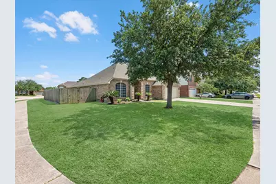 5122 Dripping Spring Avenue, Baytown, TX 77523 - Photo 3