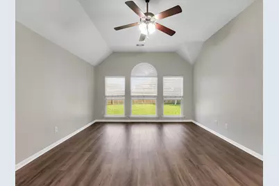 5122 Dripping Spring Avenue, Baytown, TX 77523 - Photo 23