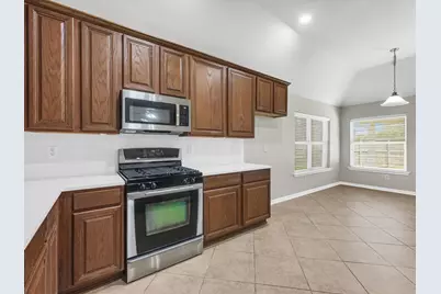5122 Dripping Spring Avenue, Baytown, TX 77523 - Photo 19