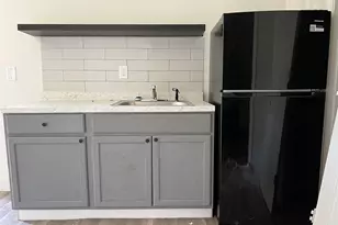 201 Eastwood St #S1, Houston, TX 77011 - Photo 13