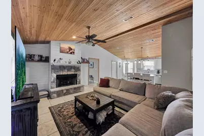 214 County Road 4632, Spurger, TX 77660 - Photo 9