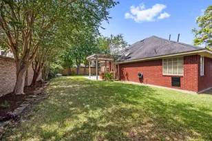 13119 Wickersham Ln, Houston, TX 77077 - Photo 31