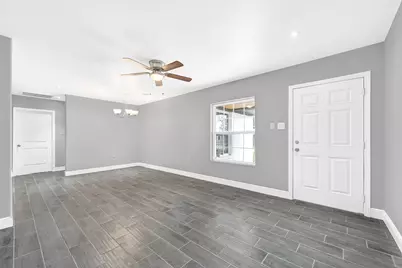 10122 Rockaway Drive, Houston, TX 77016 - Photo 5