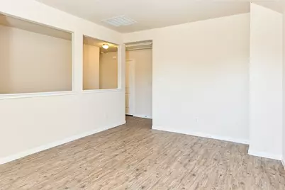 12707 Veterans Ranch Road, Houston, TX 77014 - Photo 9