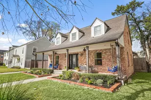 4375 Harvest Ln, Houston, TX 77004 - Photo 1