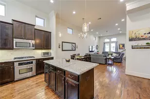 411 W 17th St, Houston, TX 77008 - Photo 19