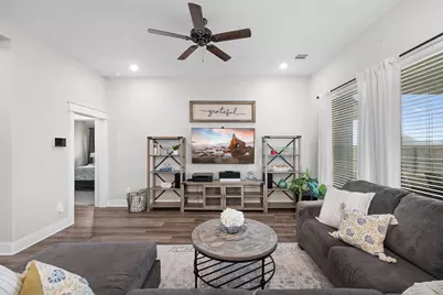 221 Brazos Bend, Snook, TX 77879 - Photo 9