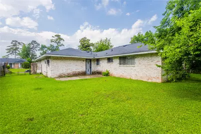 7726 Melanie Street, Houston, TX 77016 - Photo 15