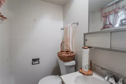 7726 Melanie Street, Houston, TX 77016 - Photo 13