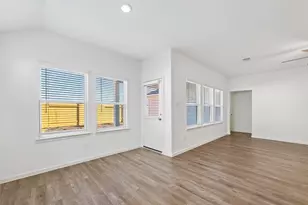 2115 Spring Hollow Dr, Baytown, TX 77521 - Photo 11