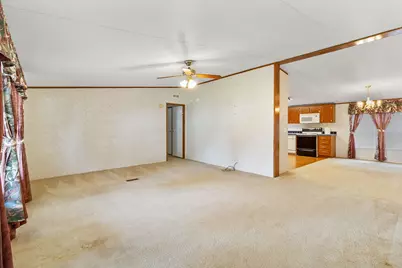 121 E Oak Shadows, Onalaska, TX 77360 - Photo 3