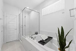 1804 Elysian St, Houston, TX 77026 - Photo 9