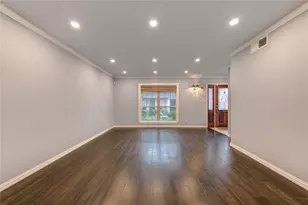 6324 Briar Rose Dr, Houston, TX 77057 - Photo 9