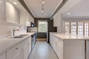 6324 Briar Rose Dr, Houston, TX 77057 - Photo 11