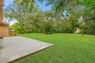 2927 Rockyridge Drive, Houston, TX 77063 - Photo 33