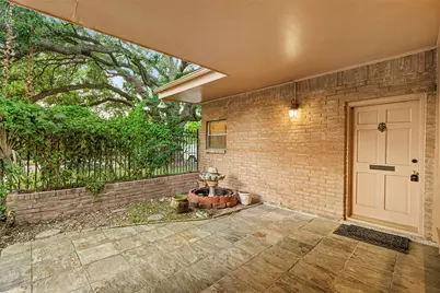 2927 Rockyridge Drive, Houston, TX 77063 - Photo 29