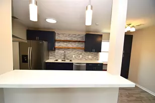 1725 Avenue O, Galveston, TX 77550 - Photo 5